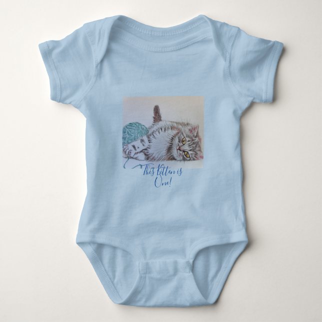 Sött Kattunge Första Födelsedag Pastell Teckning K T Shirt (Framsida)