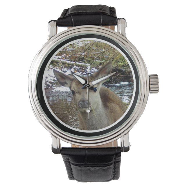 Sött litet rådjur poserar skogsdjur natur armbandsur (Framsida)