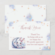 Sött litet vitt kanin och en halvmåne silvermåne