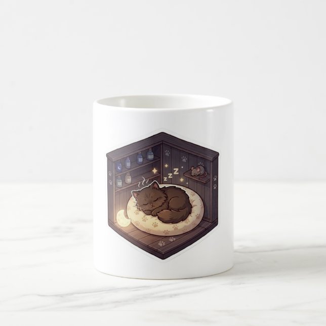 Sött mysigt sovande katt i magisk nook kaffemugg (Center)