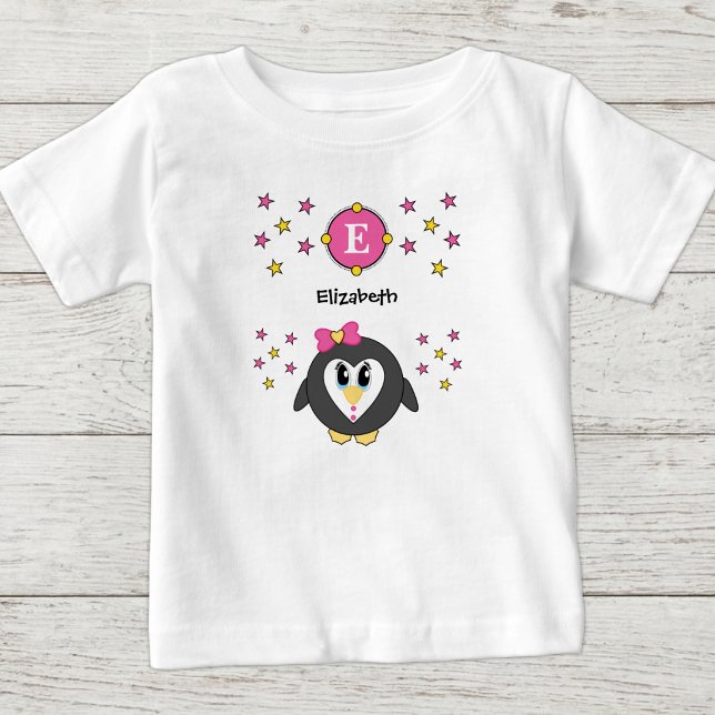 Sött pingvin namn stjärnor gul rosa t shirt (Skapare uppladdad)