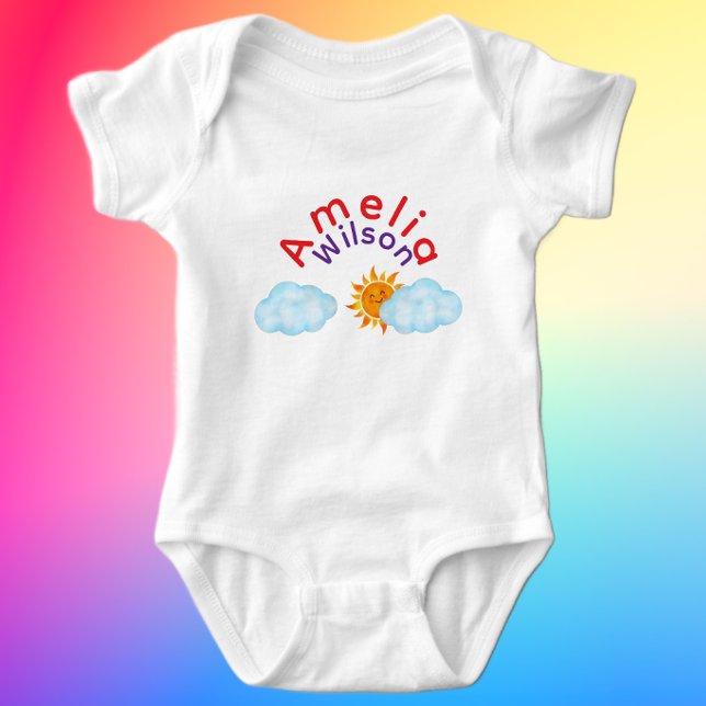 Sött regnbågsnamn Sol Moln  T Shirt (Skapare uppladdad)