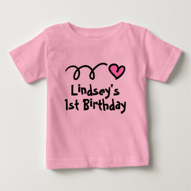 Sött rosa hjärta bebis 1-års födelsedags t-shirt f (Framsida)