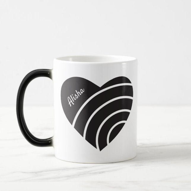 Sött svart hjärta med ringar monogram magisk mugg (Vänster)