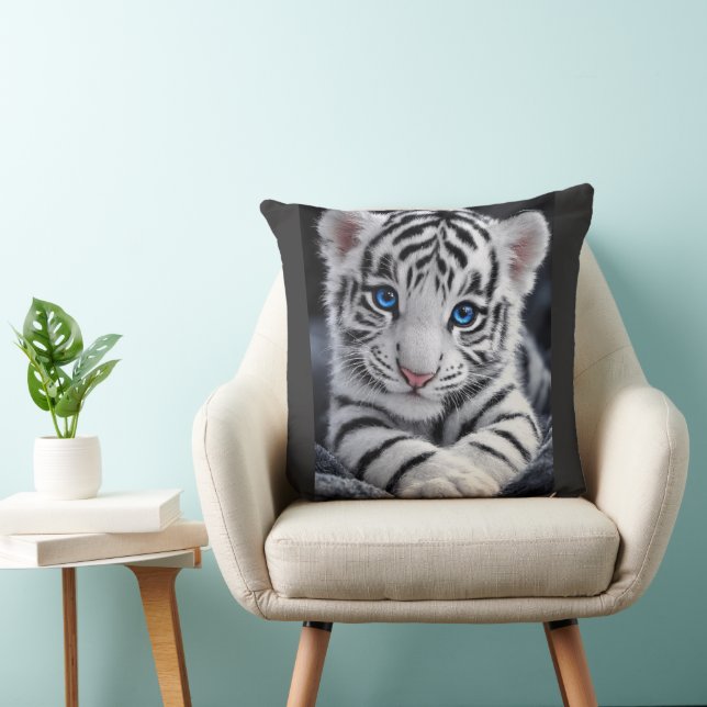 Sött Vit Tigerunge Blå Ögon Wildlife Affisch Kudde (Stol)