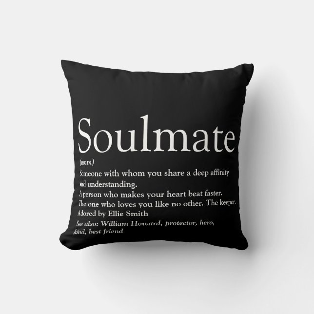 Soulmate Definition Black and White Roligt Kudde (Framsida)