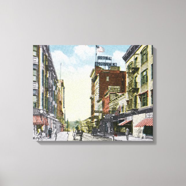 South Center Street View of Hotel Mohawk Canvastryck (Framsida)