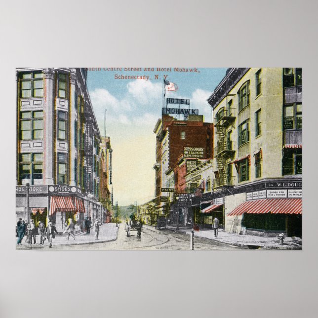 South Center Street View of Hotel Mohawk Poster (Framsidan)