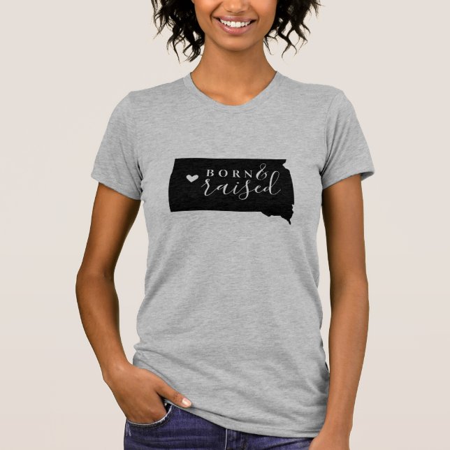 South Dakota Born och Raising State Tee (Framsida)