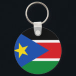 South Sudan flagga Nyckelring<br><div class="desc">Flagga Sydsudan. Sydsudan, officiellt Sydsudan, är en land i Öster-Afrikan. Dess huvudstad och största stad är Juba, som ligger i södra Ekvatorialguinea. Sydsudan blev den 9 juli 2011 vid midnatt (00:00) lokal tid i oberoende efter en folkomröstning i januari 2011 där nästan 99 procent av väljarna valde att separera från...</div>
