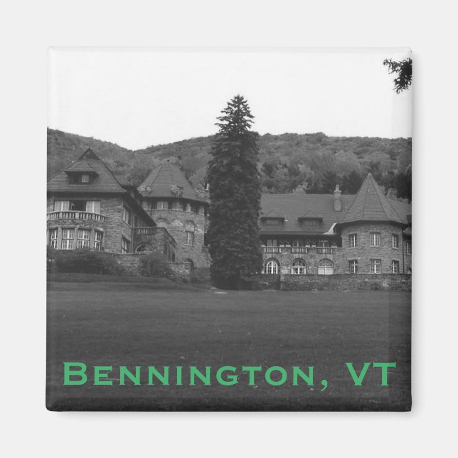 Southern Vermont College Mansion, Bennington Magnet (Framsidan)