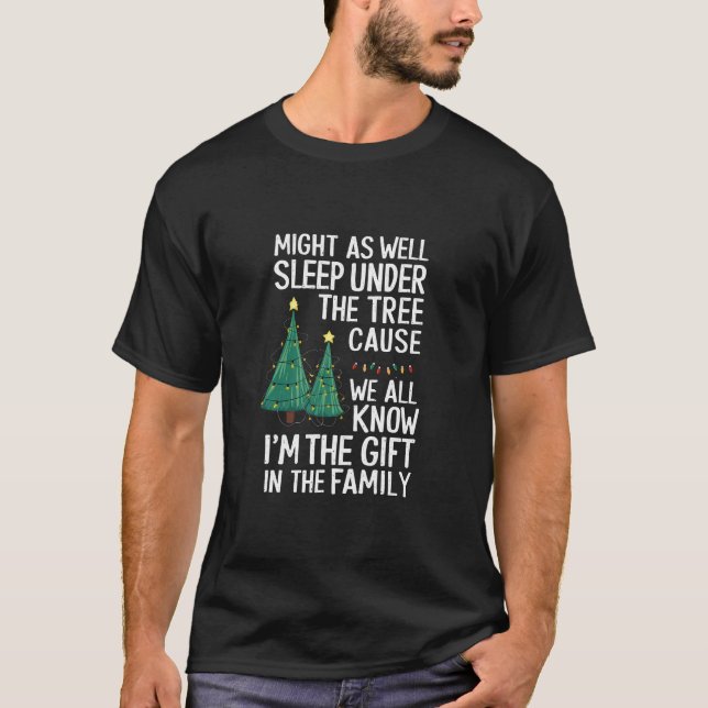 Sov lika gärna under trädet julpresent t shirt (Framsida)