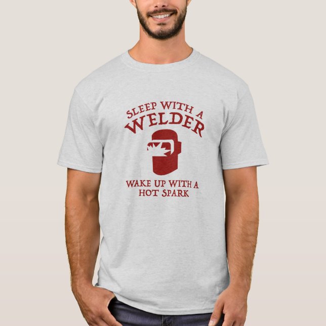 Sov med en walder. Vakna med en Hett Spark. T Shirt (Framsida)