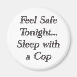 sova med en polis magnet