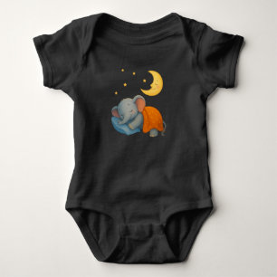 Sovande baby elefant under månen – sött dröm t shirt