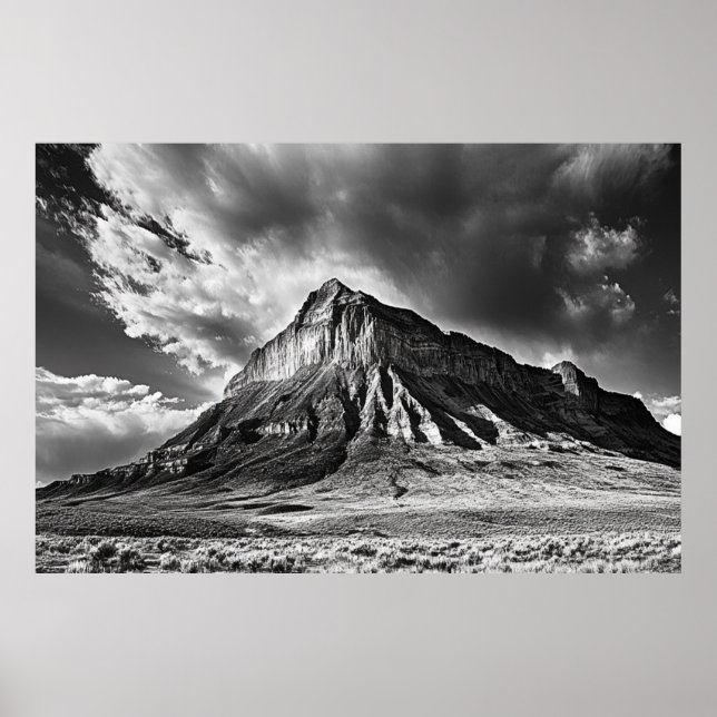 Sovande Ute Mountain svart-vit fotografering Poster (Framsidan)