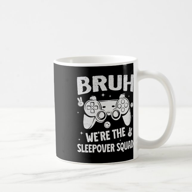 Sovparty för killar med spel Roligt Bror Sömn  Kaffemugg (Höger)
