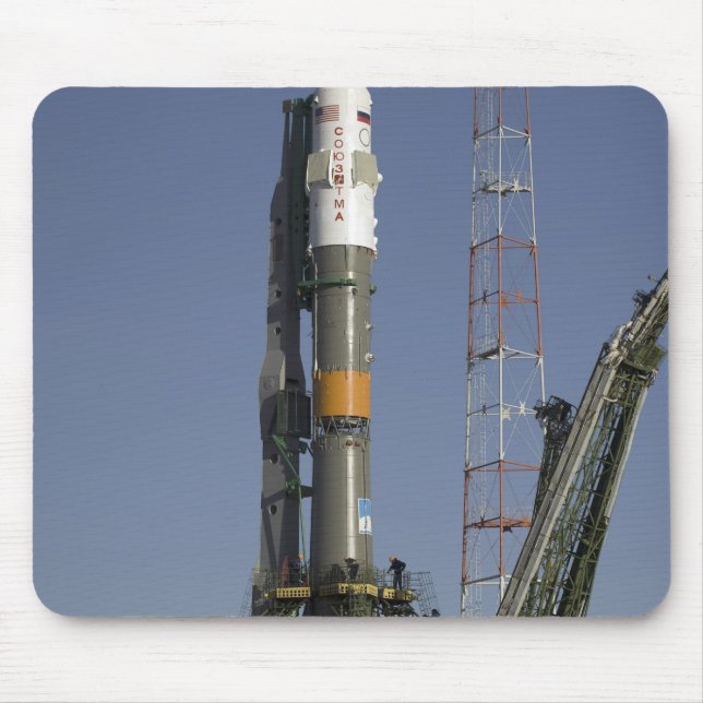 Soyuz-raketen uppförs i position 2 musmatta (Framsidan)