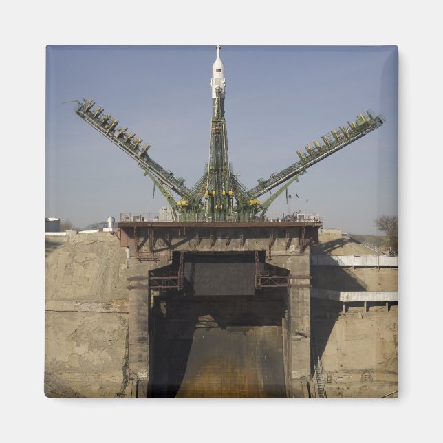 Soyuz-raketen uppförs i position 3 magnet (Framsidan)