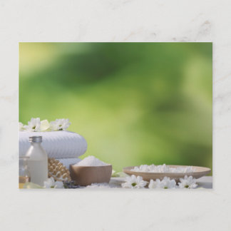 Spa och Hälsa Utensils i en tropiska trädgård Vykort