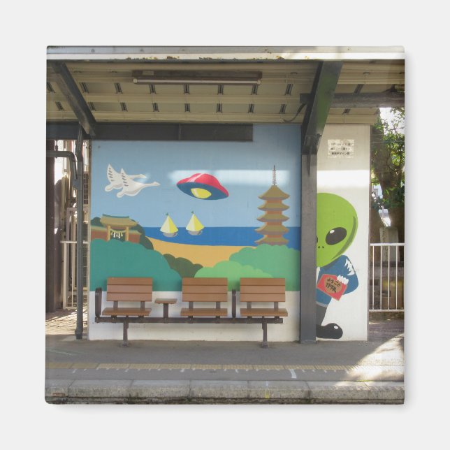 Space Alien of Hakui Station: Ishikawa, Japan Magnet (Framsidan)