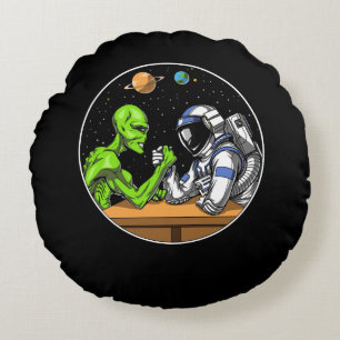 Space Astronaut Alien Arm Wrestling Funny Cosmic Rund Kudde
