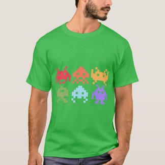 Space Invaders Piel Art Rainbow Aliens girl friend T Shirt