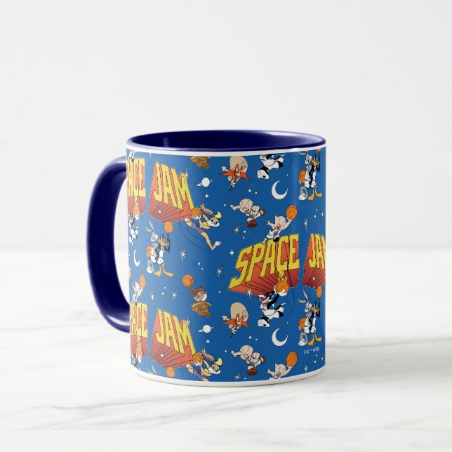 SPACE JAM™ TUNE SQUAD™ Outter Space Pattern Mugg (Framsida vänster)