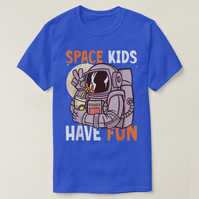Space Kids have Fun with Astronaut  T Shirt (Design framsida)
