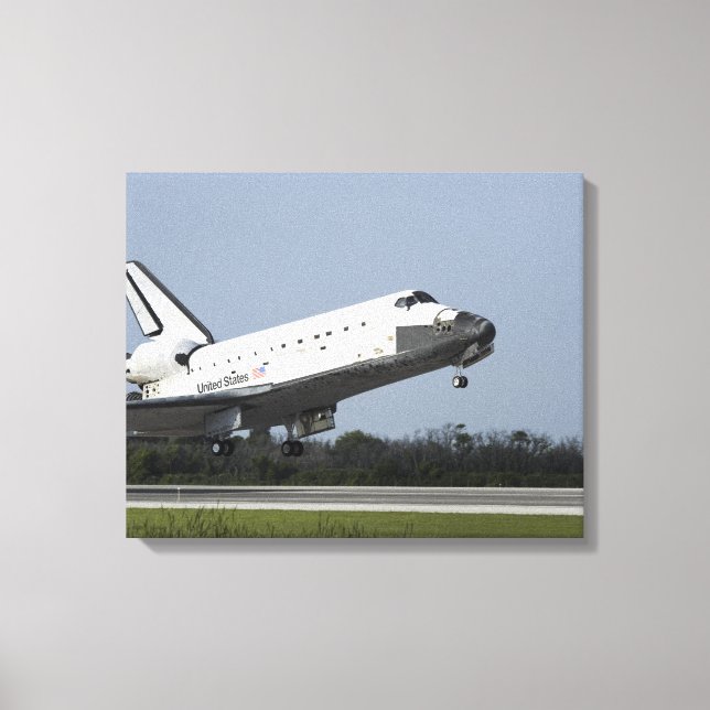 Space Shuttle Discovery-landar på Runway 33 2 Canvastryck (Framsida)