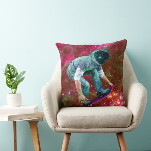 Space Skateboarder Dekorativ kudde (Stol)