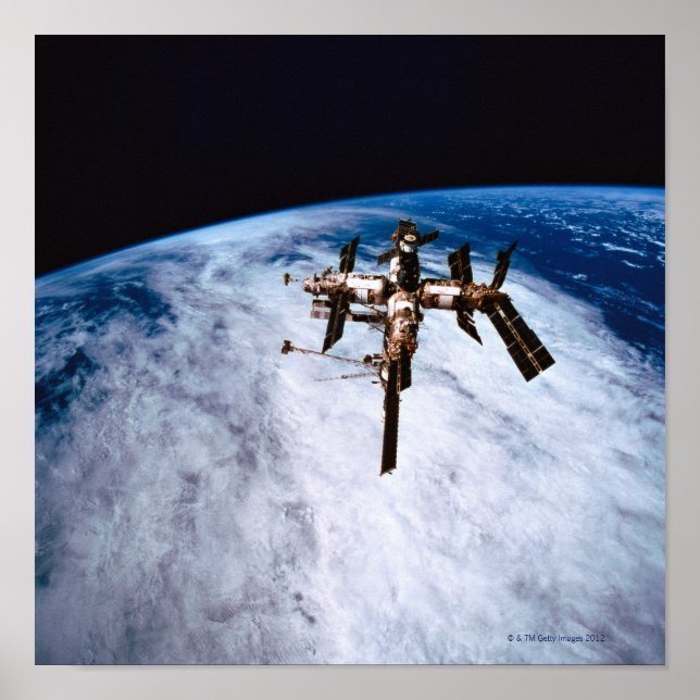 Space Station i omloppsbana 9 Poster (Framsidan)