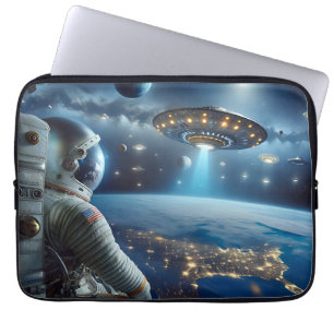 Spaceships och astronaut i Rymden Laptop Fodral