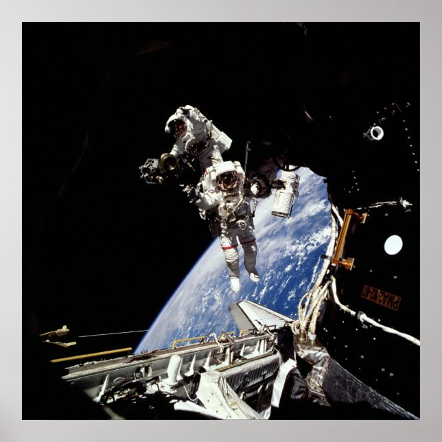 Spacewalk (STS-101) Poster (Framsidan)