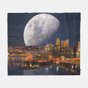 Spacey Pittsburgh Fleecefilt