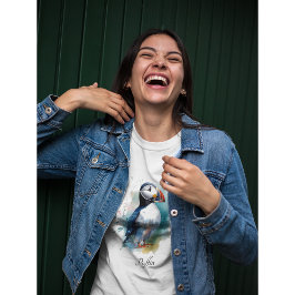 Späd puffin i blå vattenfärg t shirt