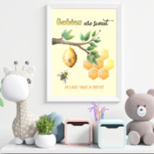 Spädbarn är söt på gulten för behandling