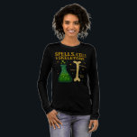 Spådomar Cells & Skeletons Halloween Science Teach T Shirt<br><div class="desc">Blanda lite magi med vetenskap den här pokussäsongen! Spådomar, Cells & Skeletons T-shirt är perfekt för lärare, studenter och STEM-entusiaster som kärlek en smart twist på Halloween stil. Med en bubblande grönt-bägare, ett bendiagram med märkt skelett och lekande detaljer om krita-stil, blandar den här designen upp spooky-vibes med klassrumssmarta. De...</div>