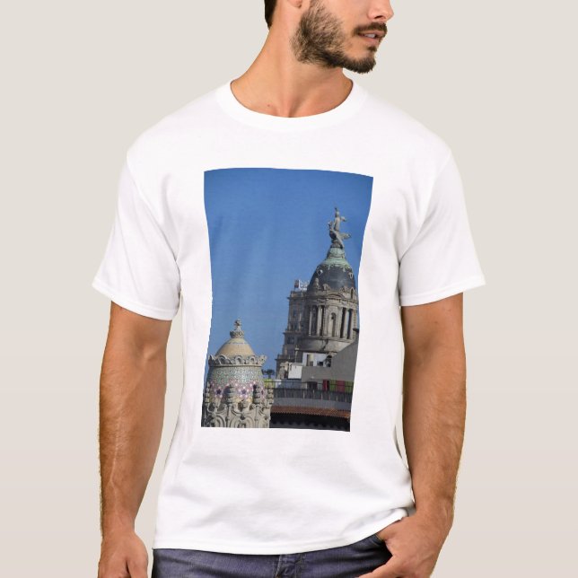 Spanien, Katalonien, Barcelona. Barcelona tak 2 T-shirt (Framsida)