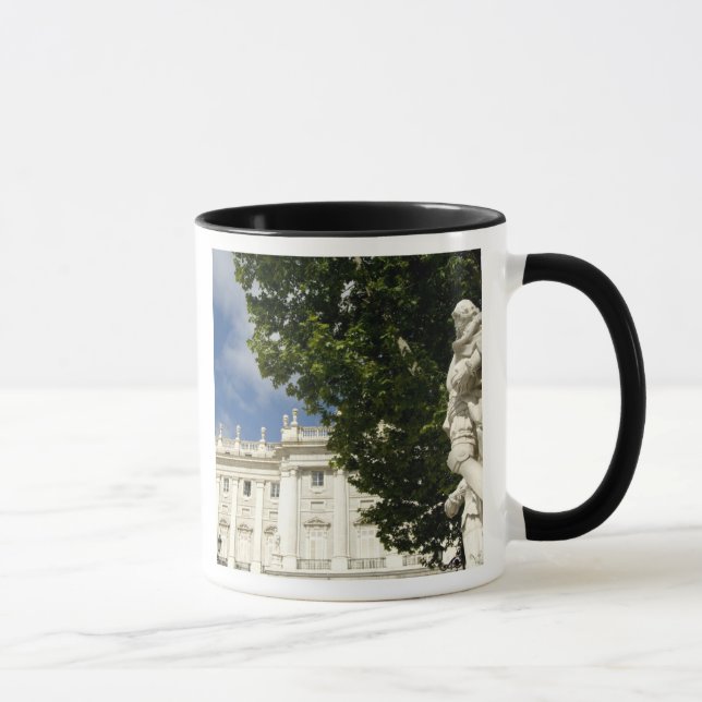 Spanien, Madrid. Kungliga palatset. Mugg (Höger)