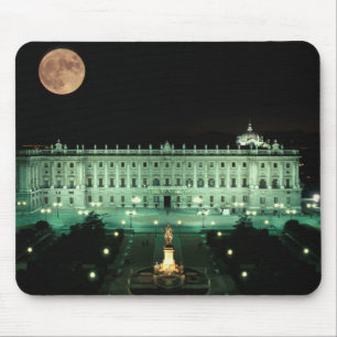 Spanien, Madrid, Kungliga palatset och Plaza de Musmatta