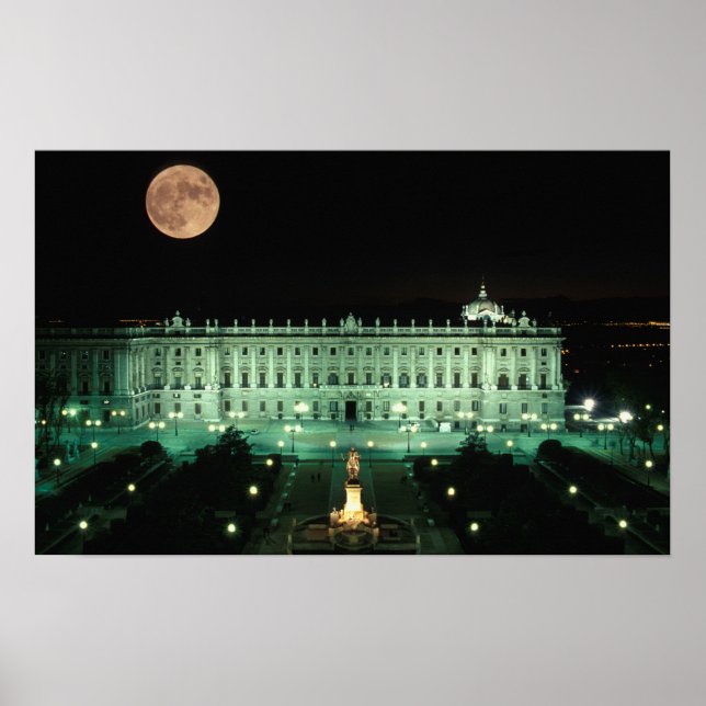 Spanien, Madrid, Royal Palace och Plaza de Poster (Framsidan)