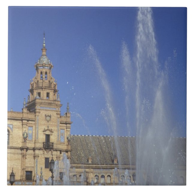 Spanien, Sevilla, Andalusien Fontän och utsmyckad Kakelplatta (Framsidan)
