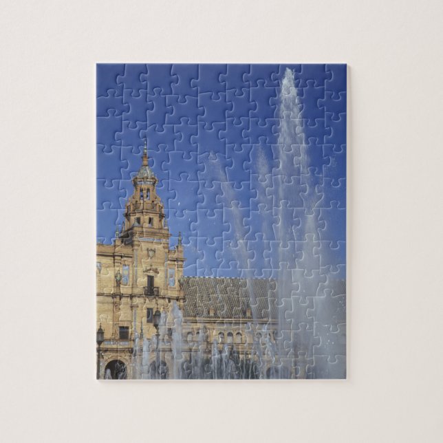 Spanien, Sevilla, Andalusien Fontän och utsmyckad Pussel (Vertikal)