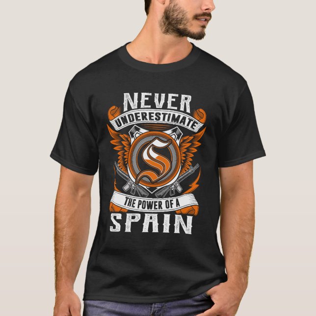 SPANIEN - Underskatta aldrig Personligen T Shirt (Framsida)