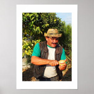 Spansk man med grapefrukt poster