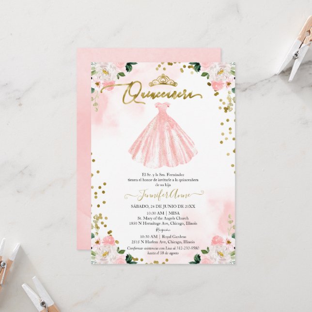 Spansk Quinceanera-inbjudan Blush Blommig Klänning Inbjudningar (Fram/Back In Situ)