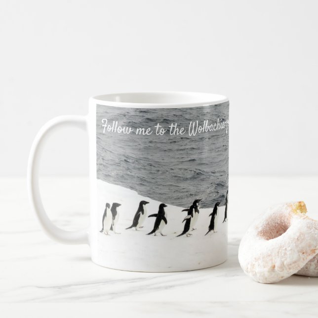 Spara Adélie Penguins by RoseWrites Kaffemugg (Med munk)