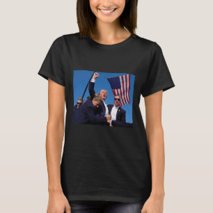 Spåra angrepp på trumpbekämpning för Amerika-trump T Shirt