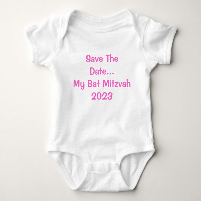 Spara datera… min fladdermöss Mitzvah2023 T Shirt (Framsida)